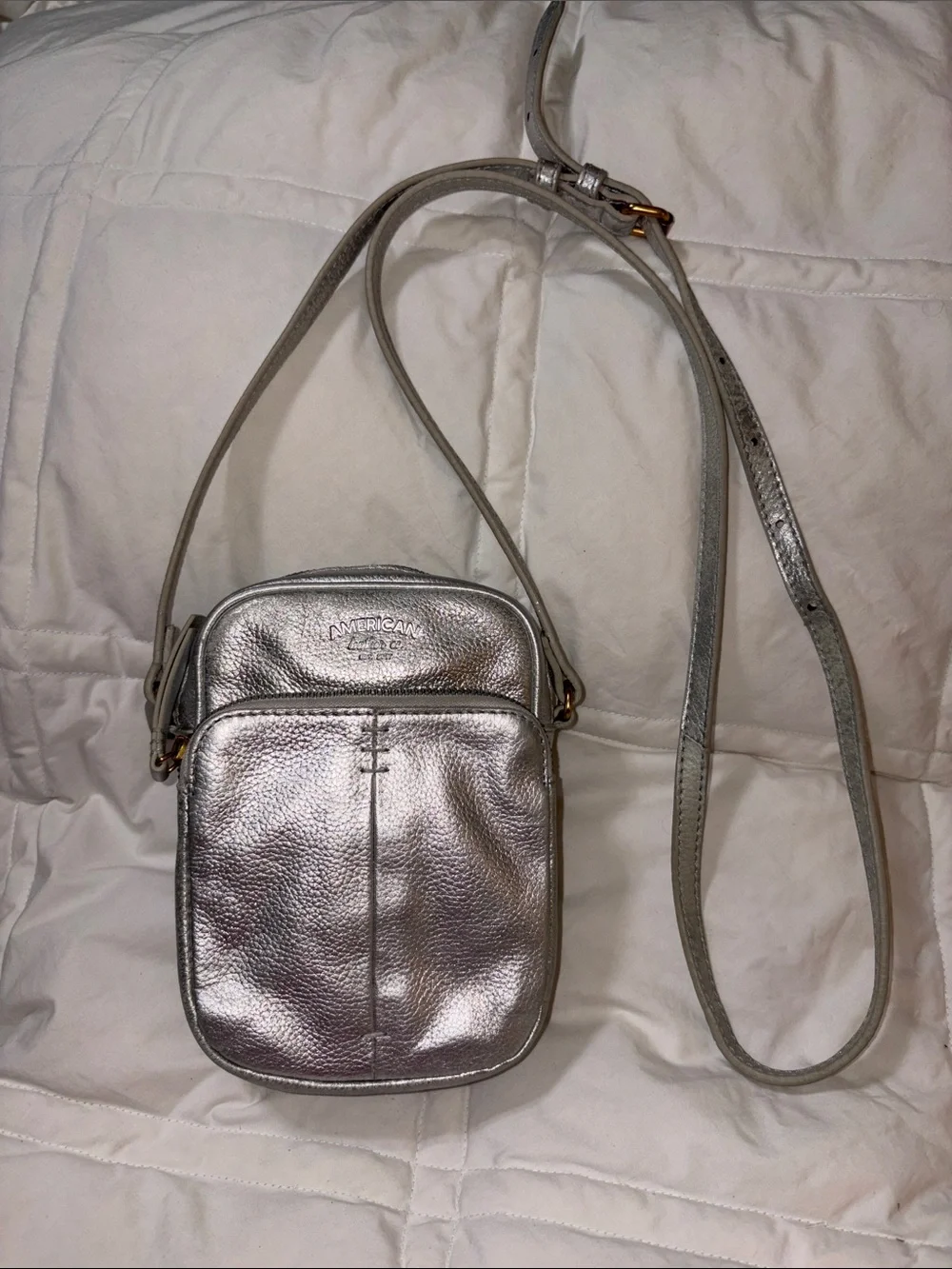 American Leather Company Cleveland Crossbody bag metallic silver